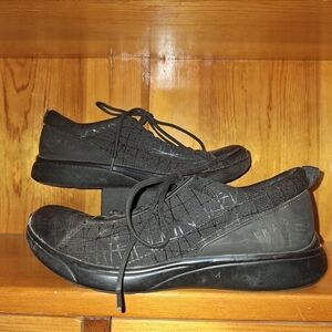 🌟 Traq by Alegria Womens Qest EURO Size EU 37 US 7 shoes